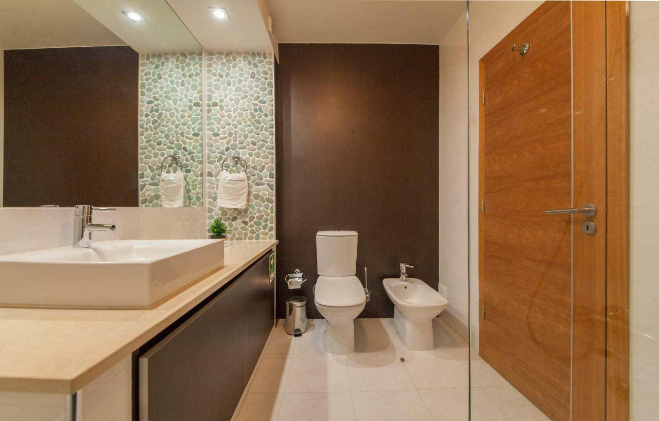 B27 - Luzbay 2 Bed Apartment Extérieur photo